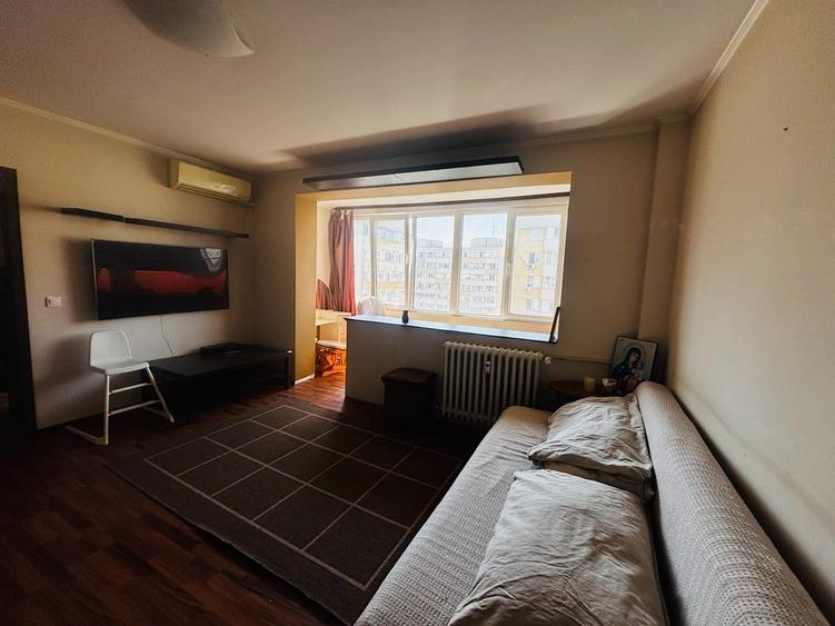 Apartament semidecomandat în Obor