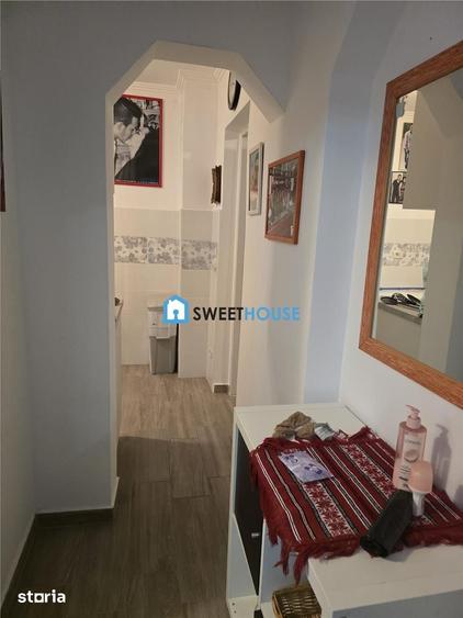 Apartament cu 2 camere decomandat în Central