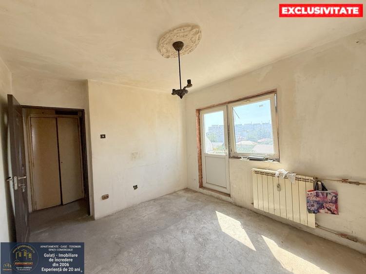 Apartament cu 3 camere decomandat în Micro 17