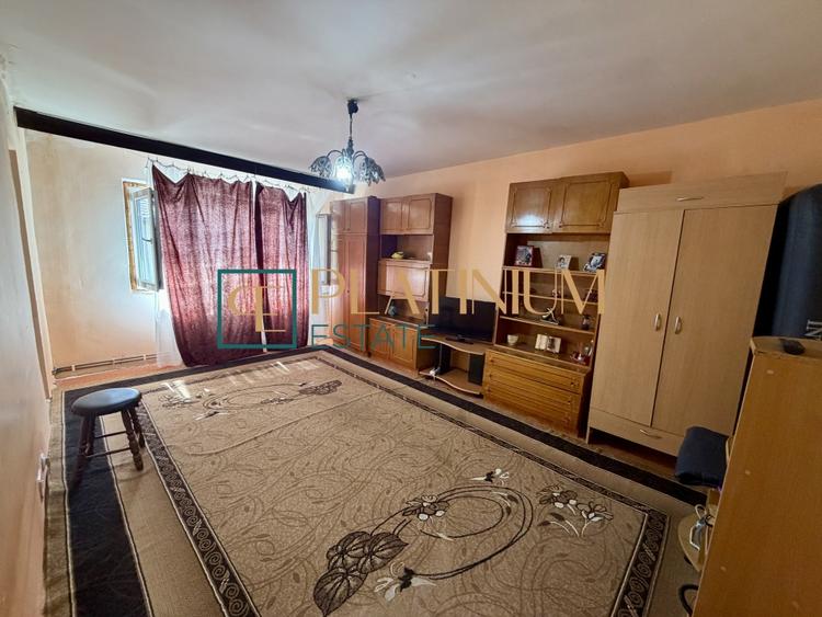 Apartament cu 2 camere decomandat, mobilat în Lunei