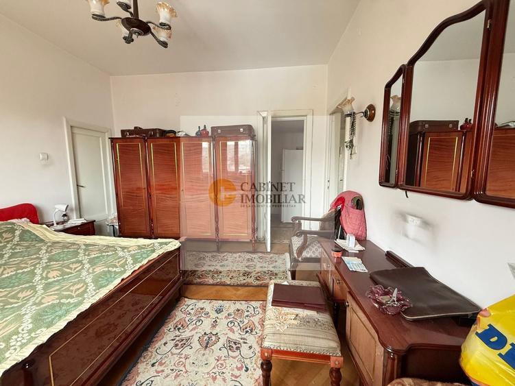 Apartament cu 3 camere circular, mobilat în Gara de Nord