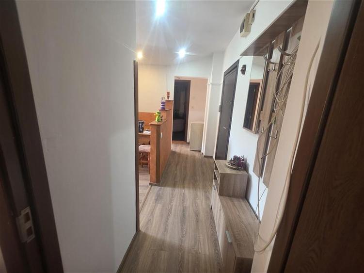 Apartament cu 2 camere decomandat în Unirii