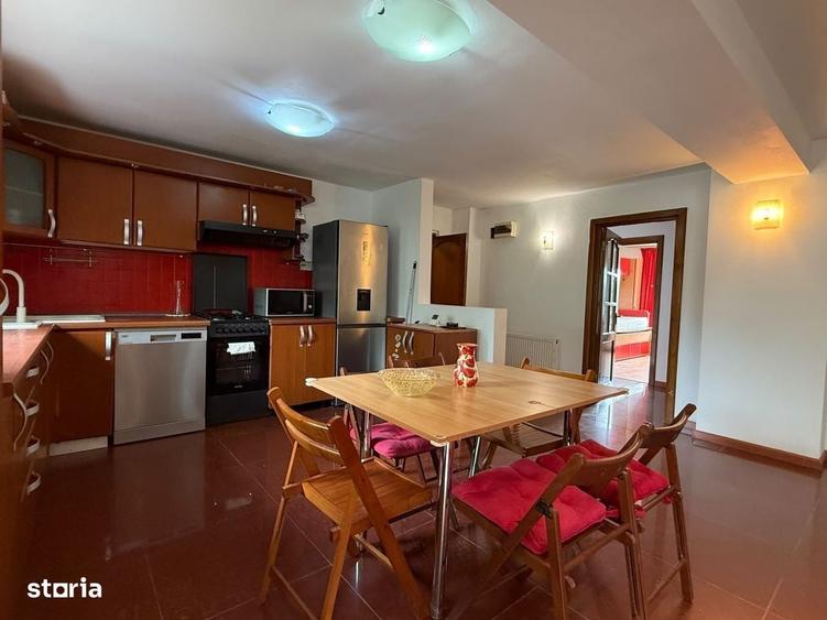 Apartament cu 4 camere în Central