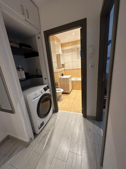 Apartament cu 4 camere în Central