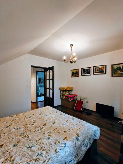 Casă individuală cu 3 camere cu Teren 500 Mp în Uricani