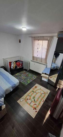 Casă cu 3 camere cu Teren 200 Mp în Central