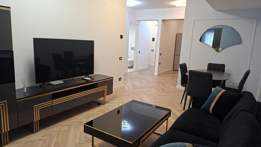 Apartament cu 2 camere decomandat, mobilat în Pipera