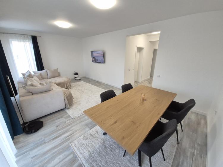 Duplex cu 5 camere cu Canalizare în Gilău