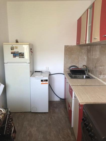 Apartament cu 2 camere semidecomandat în 1 Mai