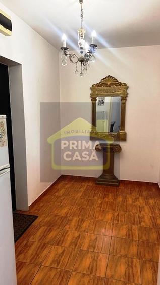 Garsonieră decomandată, mobilată în Decebal