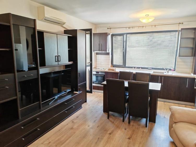 Apartament cu 2 camere decomandat în Exterior Vest