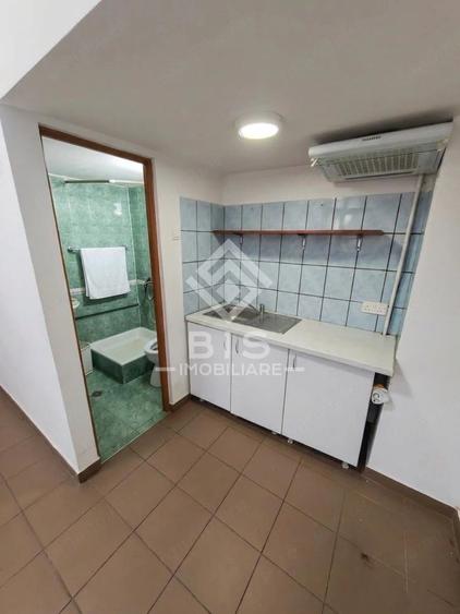 Spațiu comercial, de 95 mp, în Central