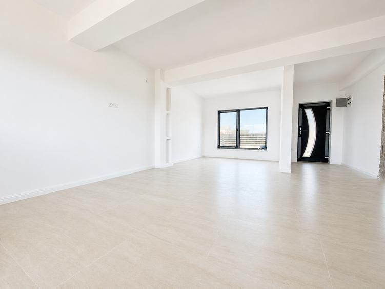 Casă individuală cu 4 camere cu Teren 360 Mp în Berceni