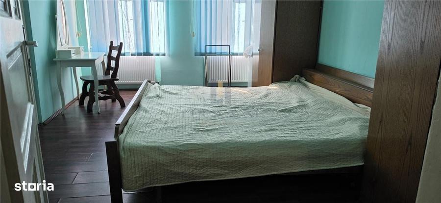 Apartament cu 3 camere în Traian