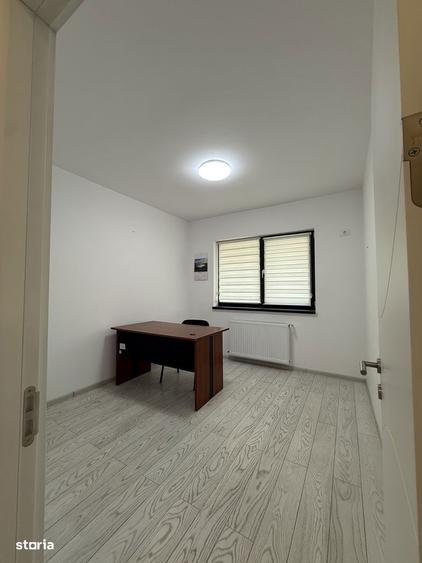 Spațiu comercial, de 43 mp, în Central