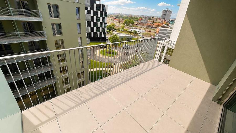 Apartament cu 2 camere decomandat în Gară