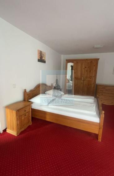 Casă cu 5 camere cu Teren 340 Mp în Central