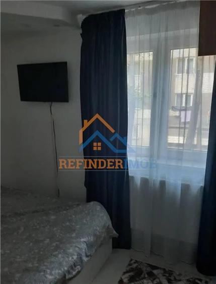 Apartament cu 2 camere semidecomandat în Giurgiului