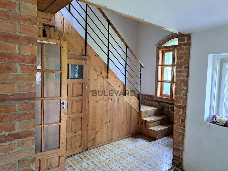 Casă individuală cu 2 camere cu Canalizare în Baciu