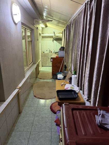 Apartament cu 3 camere semidecomandat în Micro 40