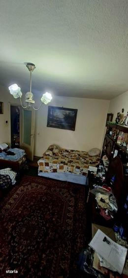 Apartament cu 2 camere decomandat în Trivale
