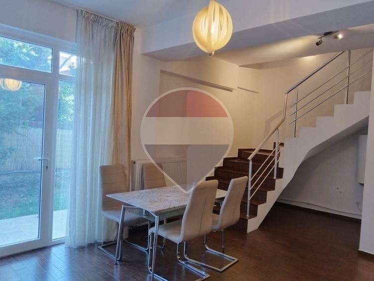 Apartament cu 2 camere, mobilat în Central