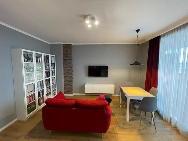 Apartament cu 2 camere semidecomandat, mobilat în Andrei Mureșanu