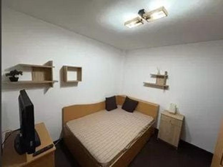 Apartament cu 2 camere decomandat, mobilat în Tei