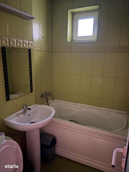 Apartament cu 2 camere semidecomandat în Independenței