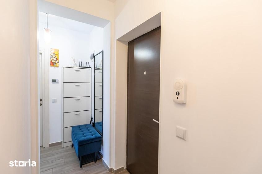 Apartament cu 3 camere în Tractorul