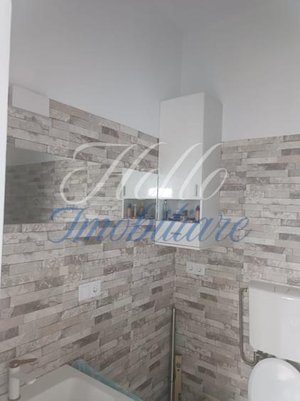 Apartament cu 2 camere semidecomandat, mobilat în Florești