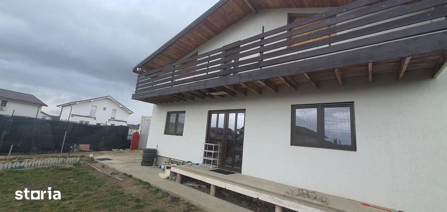 Casă cu 2 camere cu Teren 400 Mp în Dascălu