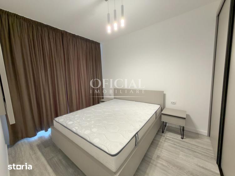 Apartament cu 3 camere semidecomandat, mobilat în Florești