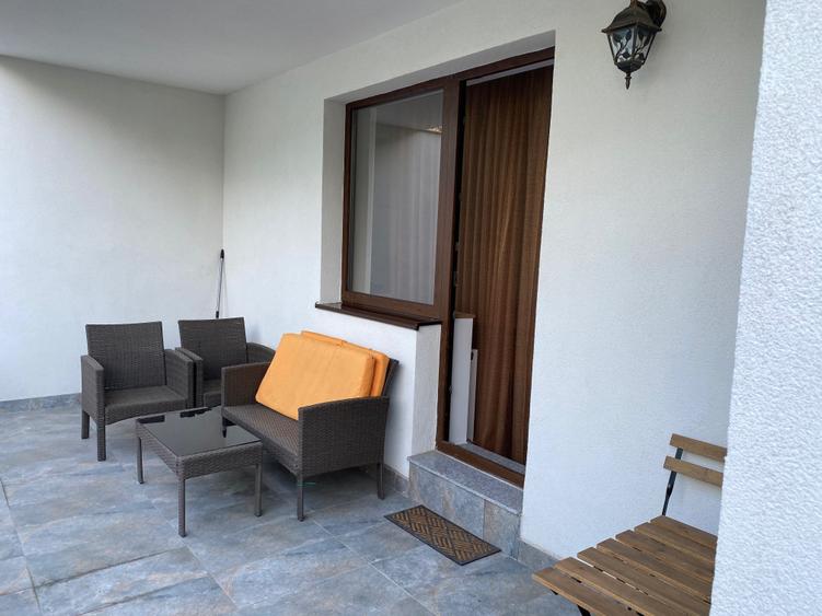 Apartament cu 2 camere decomandat în Calea Călărașilor