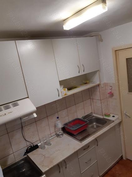 Apartament cu 3 camere decomandat în Micro 14