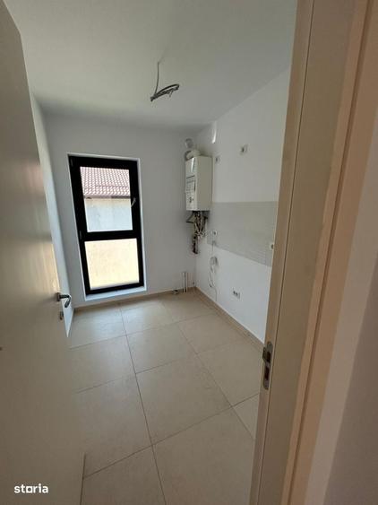 Apartament cu 3 camere decomandat în Găgeni