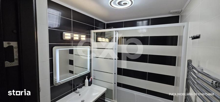 Apartament cu 3 camere semidecomandat, mobilat în Micro 9