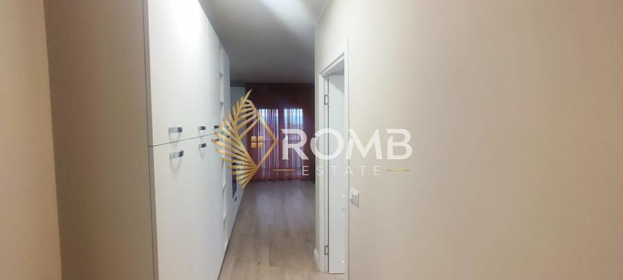 Apartament cu 2 camere semidecomandat în Florești