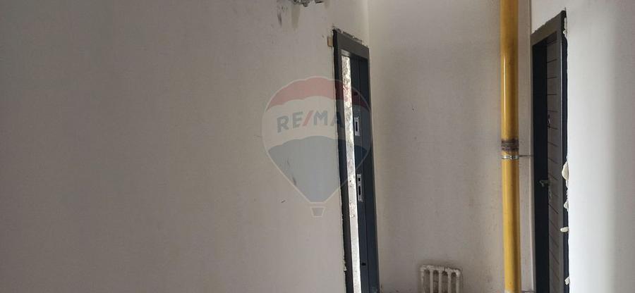 Apartament cu 2 camere de vanzare - 8