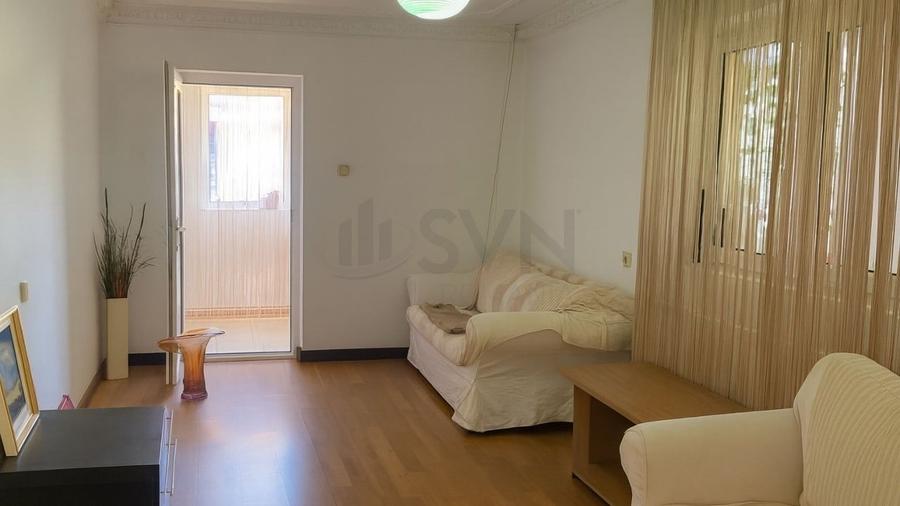 Casă individuală cu 9 camere cu Canalizare în Băneasa
