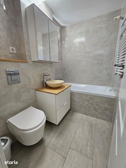 Apartament cu 2 camere semidecomandat în Vatra Luminoasă