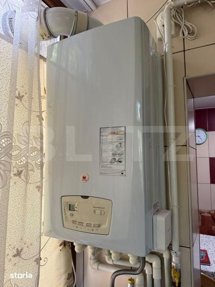 Apartament cu 3 camere decomandat în Piața Centrală