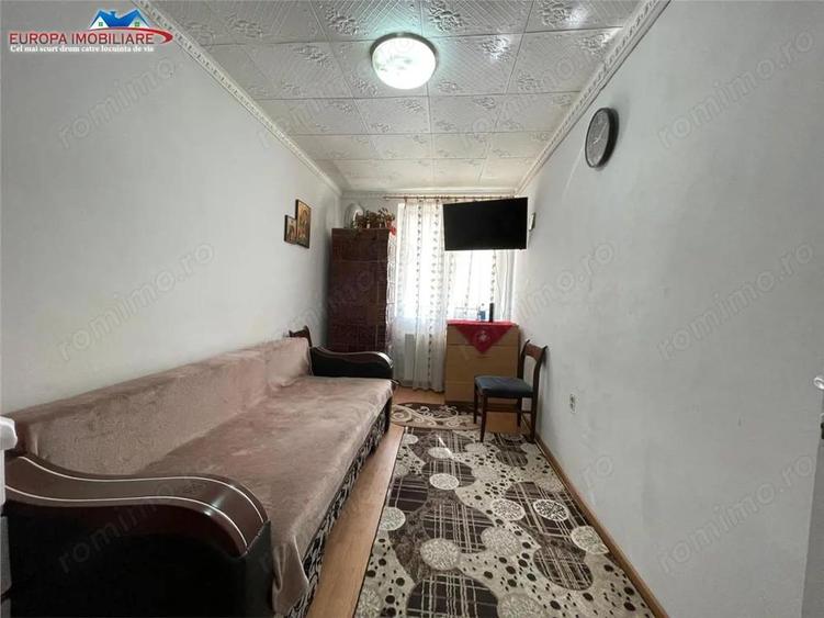 Apartament cu 2 camere decomandat în Neptun