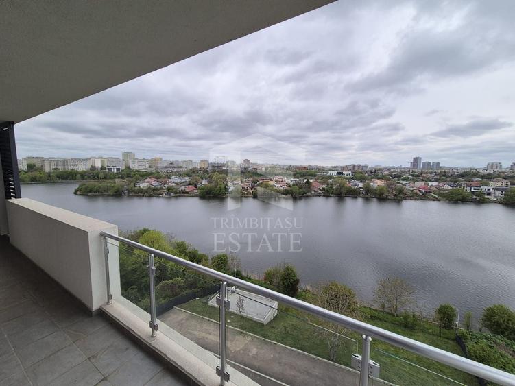 Apartament cu 3 camere semidecomandat în Colentina