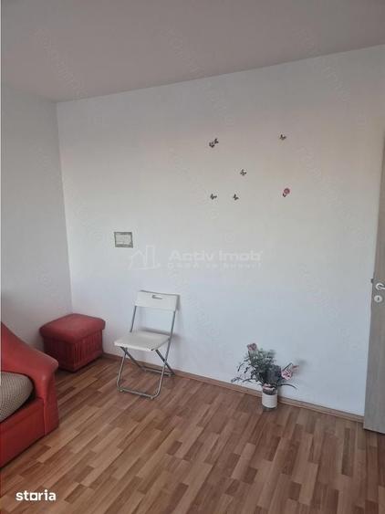 Apartament cu 2 camere decomandat în Timpuri Noi