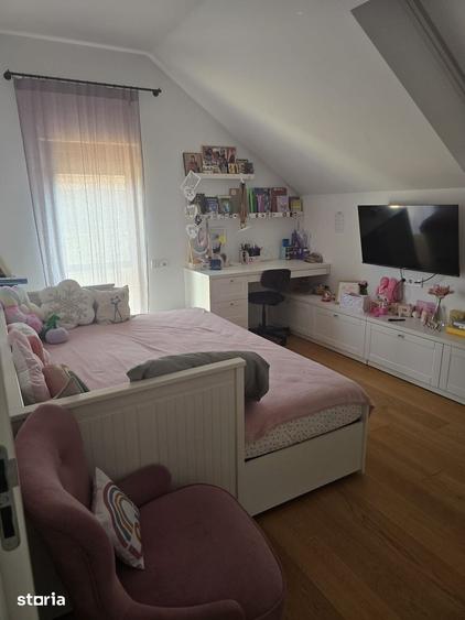 Casă cu 4 camere cu Teren 635 Mp în Mărtinești