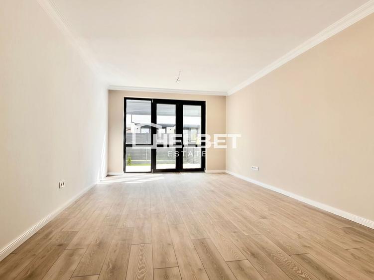 Duplex cu 3 camere cu Canalizare în Sânpetru