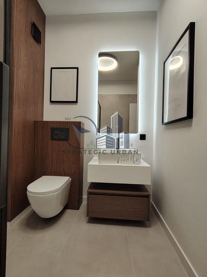 Apartament cu 2 camere semidecomandat, mobilat în Florești