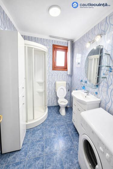 Apartament cu 3 camere în Apărătorii Patriei