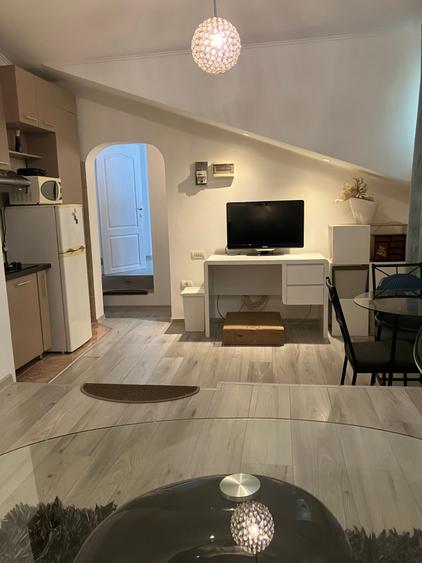 Apartament cu 2 camere decomandat în Aviatorilor